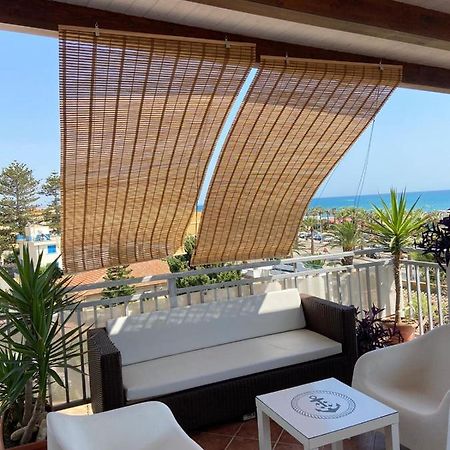 Вилла La Terrazza Di Pollon Сан-Леоне Экстерьер фото
